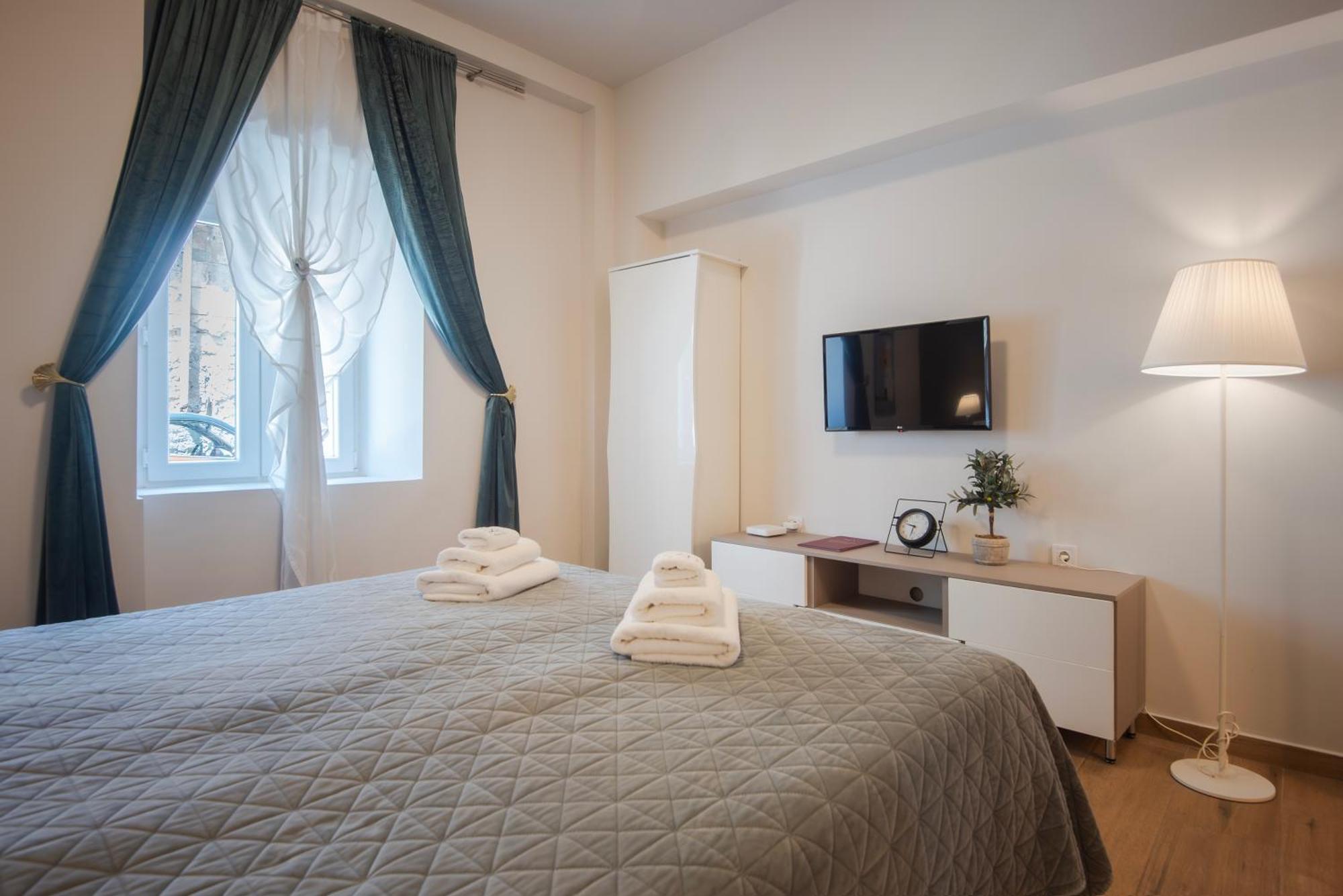 D&A City Center Apartments With Free Parking Pula Eksteriør bilde
