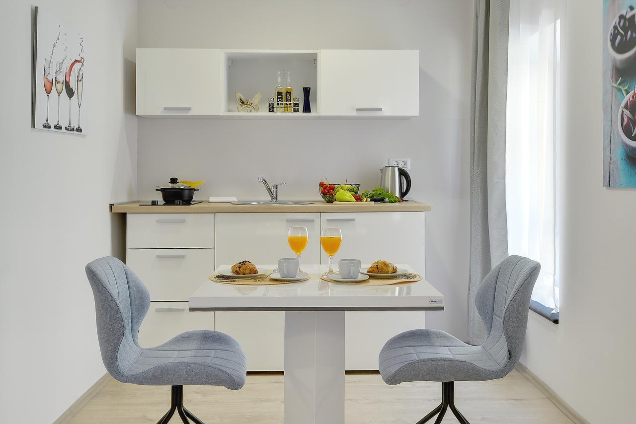 D&A City Center Apartments With Free Parking Pula Eksteriør bilde