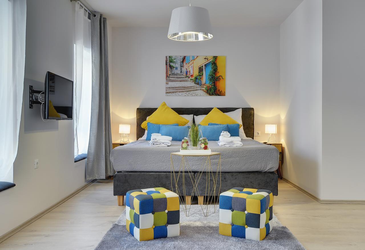 D&A City Center Apartments With Free Parking Pula Eksteriør bilde