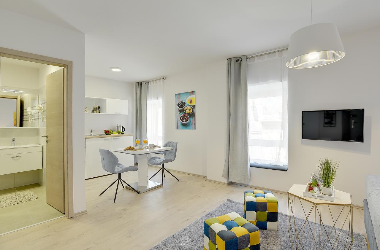 D&A City Center Apartments With Free Parking Pula Eksteriør bilde