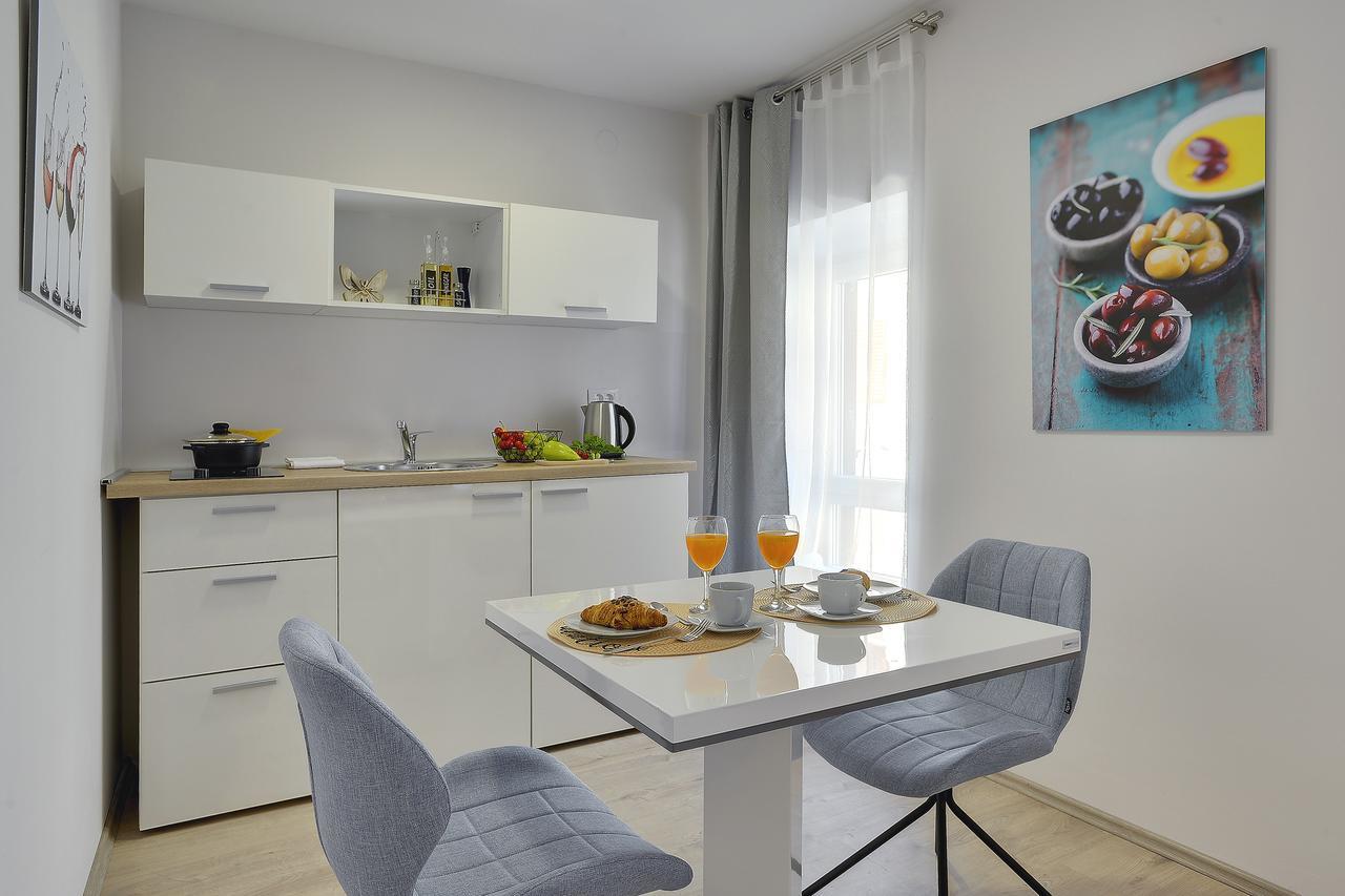 D&A City Center Apartments With Free Parking Pula Eksteriør bilde