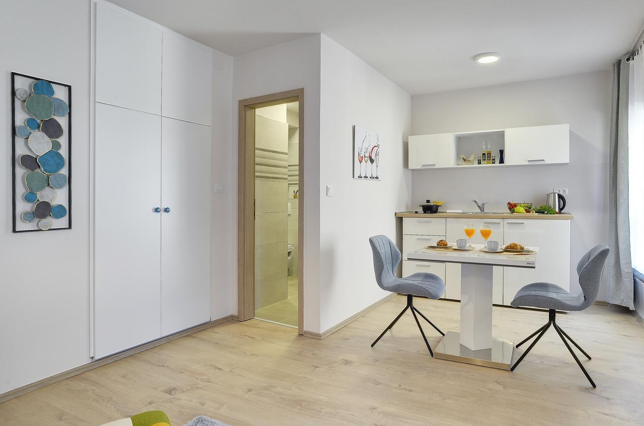 D&A City Center Apartments With Free Parking Pula Eksteriør bilde