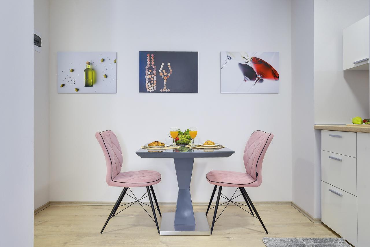 D&A City Center Apartments With Free Parking Pula Eksteriør bilde